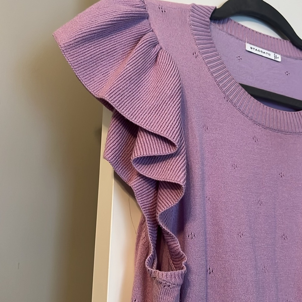 Avara Ruffle Sleeved Sweater - Picture 2 of 5